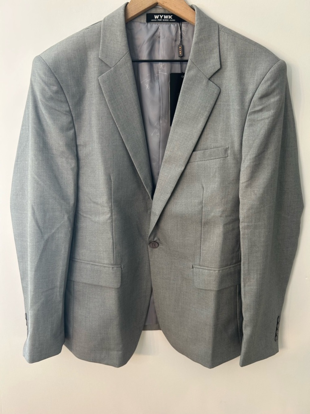 *NWT* WYWK Men's Light Gray 3-Piece Slim Fit Tuxedo Suit Set‌, Size Small - Picture 6 of 12